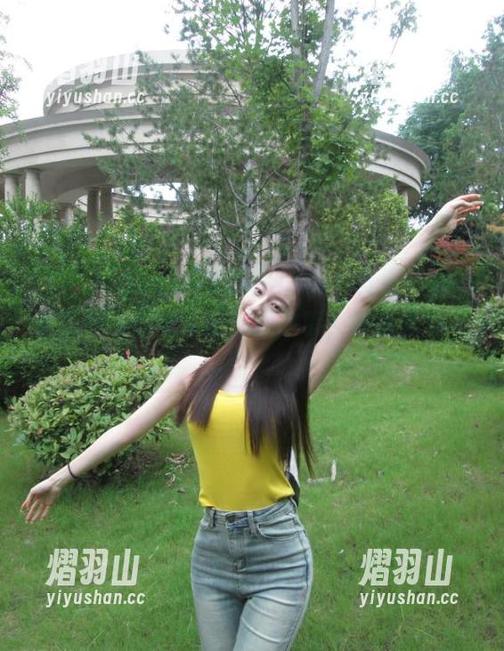 17chigua 探索17chigua首页,发现最搞笑、最离奇的吃瓜故事,快来参与吧!