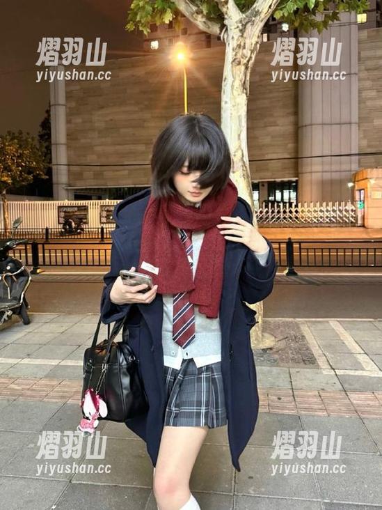 通过“17chigua”发布的吃瓜指南，让你在信息海洋中永不迷路！