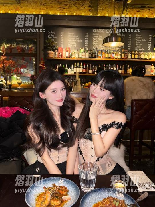 震撼发布：51cg4带你深入了解吃瓜文化，娱乐八卦一次看个够！