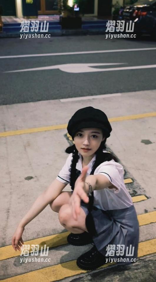 51cg 51cgfun发布全新功能,吃瓜网民可以轻松获取最热八卦信息!