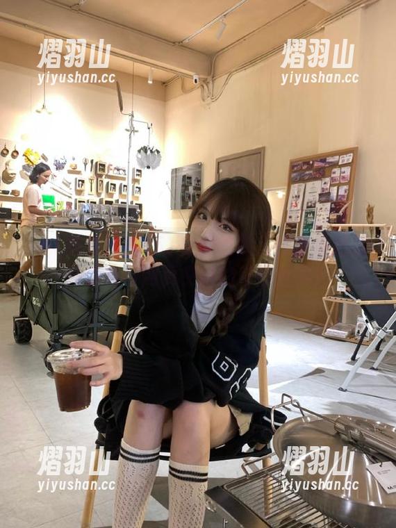51免费吃瓜 51免费吃瓜入口:探索动漫游戏与网页交融的奇妙世界!