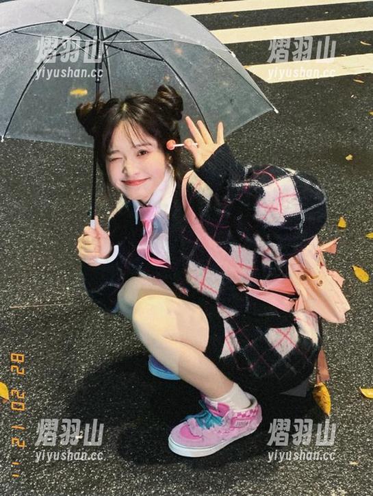 51吃瓜网 51吃瓜网带你今天吃瓜蘑菇,快来看看有什么新鲜爆料等着你哦!