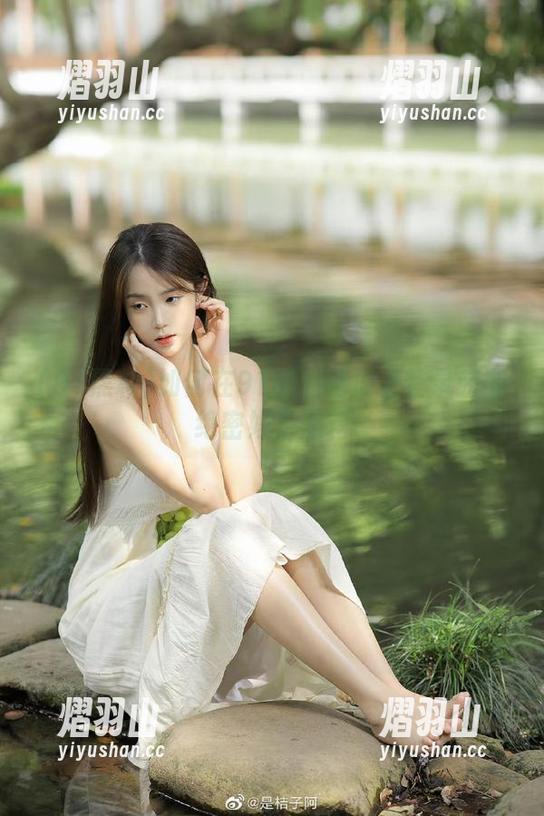 如何在91黑料吃瓜上登录获取绝密娱乐黑料