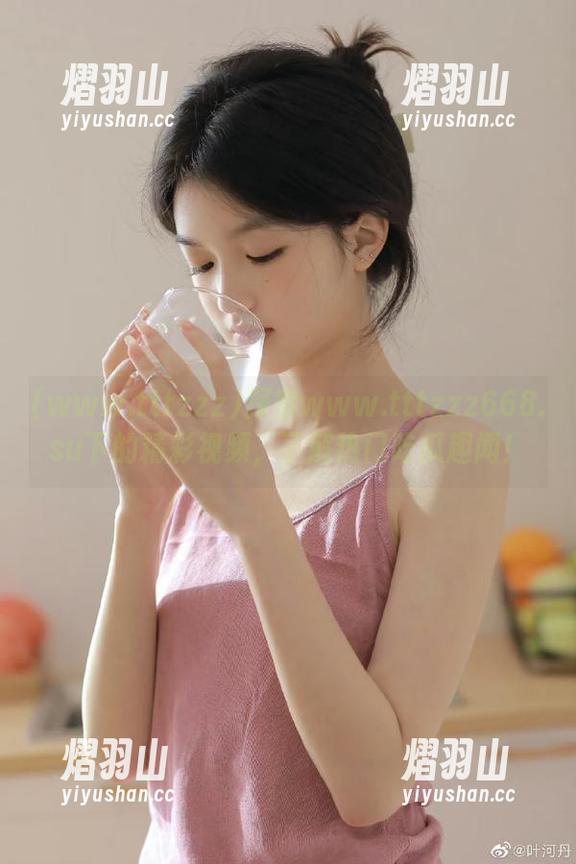 www.tttzzz 探索www.tttzzz668.su下的精彩视频,了解热门吃瓜趣闻!