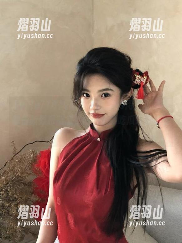 yule718 yule718让ios用户实时追踪最新娱乐动态,网站上的吃瓜故事让你乐不停!