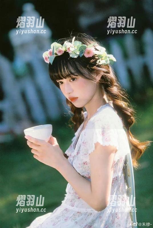 “吃瓜列表”助你永不迷路，轻松获取最新最热的八卦新闻与故事！