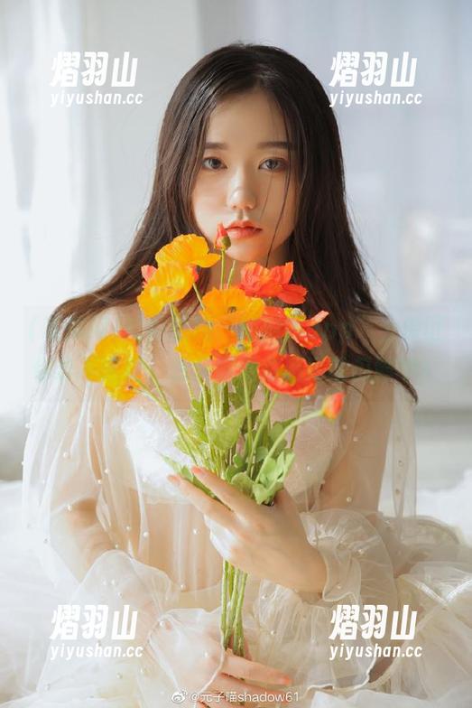 吃瓜网 吃瓜就用“吃瓜网app”,保证你永不迷路,永久沉浸在精彩的瓜圈中!