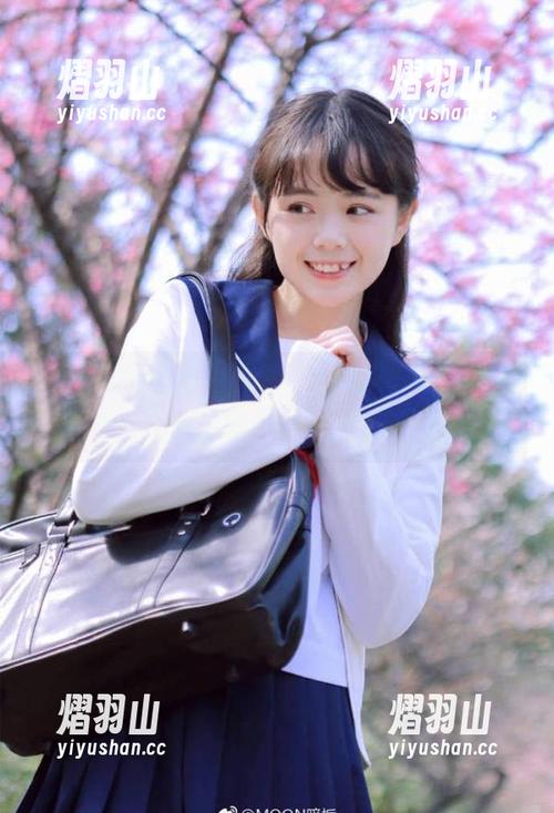 吃瓜网 在吃瓜网朝阳,体验安卓与苹果版的精彩瓜闻聚合,乐趣无穷!