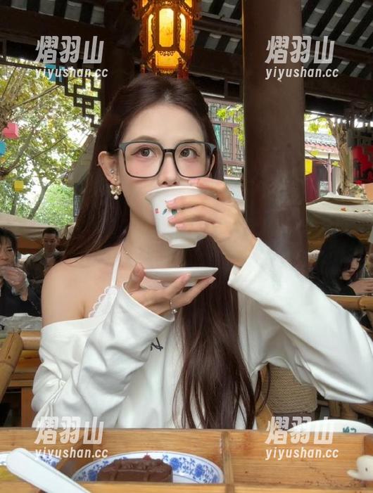 吃瓜网不打烊快乐星球，观看瓜友们的吐槽堪比星球狂欢节