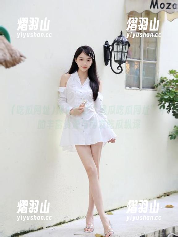 吃瓜网址 深入探讨“黑瓜吃瓜网址”中的丰富资源与网友吃瓜纵深