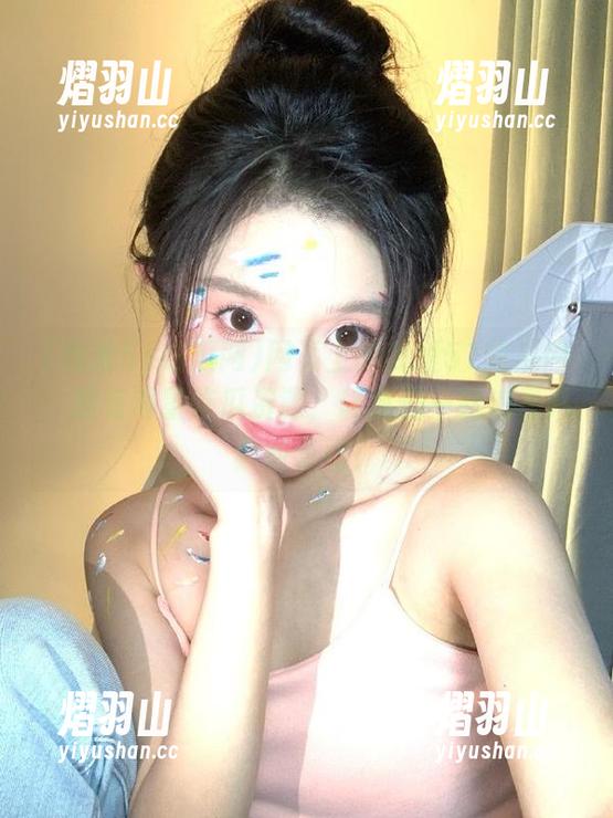 我爱51吃瓜网 网页上的我爱51吃瓜网:拥有海量吃瓜资源,让我们一起追寻八卦故事吧!