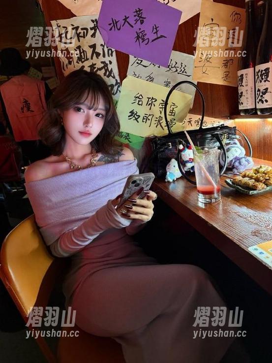 扒哥黑料 扒哥黑料官方最新版本上线:揭秘各种线索的完整线路