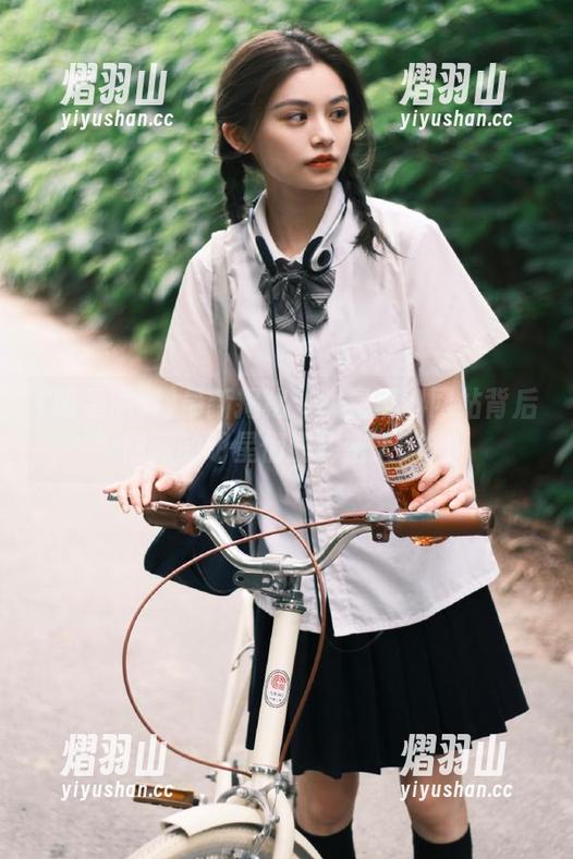 最新揭秘：明星黑料网站背后隐藏的明星们的秘密大曝光