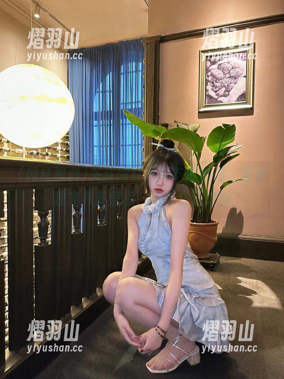 网红黑料 关注网红黑料吃瓜官网,掌握独家八卦信息,网址立刻访问