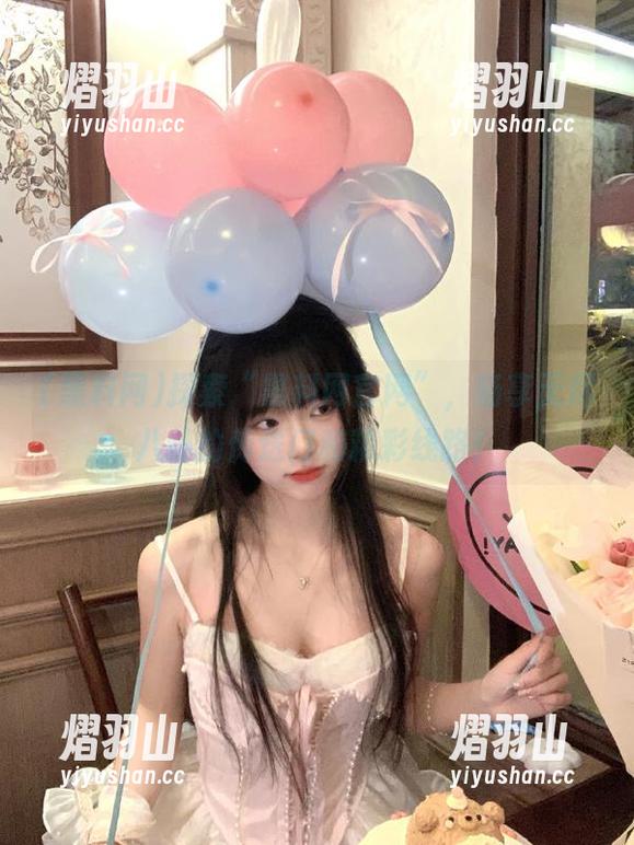 黑料网 探索“黑料网官网”,畅享无尽八卦的传送门和精彩线路!