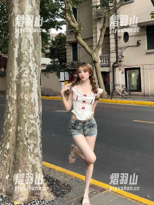 黑料网 在黑料网视频,揭秘无数隐秘事件,看看这些黑料对明星的影响如何!