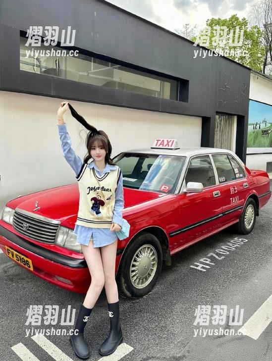 黑料网 在黑料网官网下载独家内容,获得最前沿的娱乐资讯
