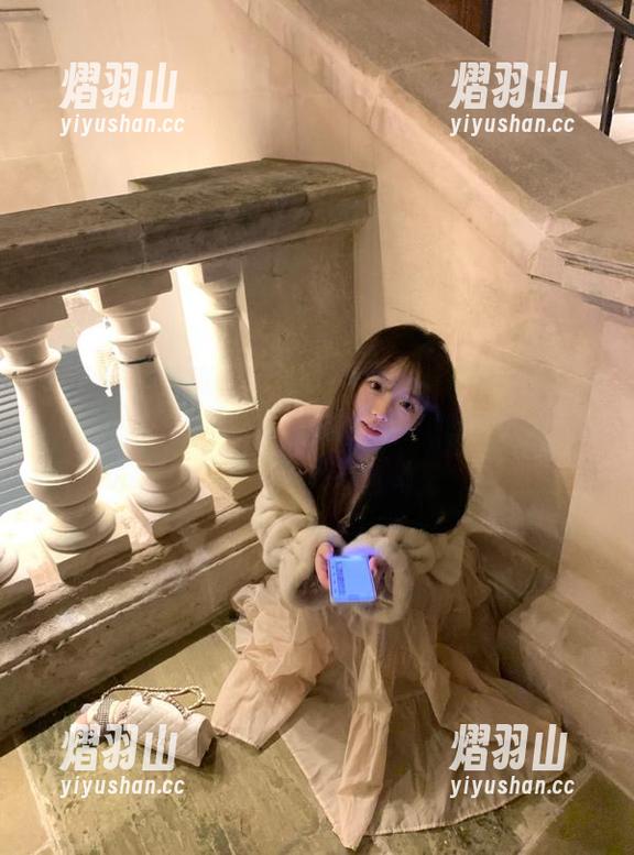 黑料网站 用黑料网站入口纵览动漫游戏界的最新动态与爆料app